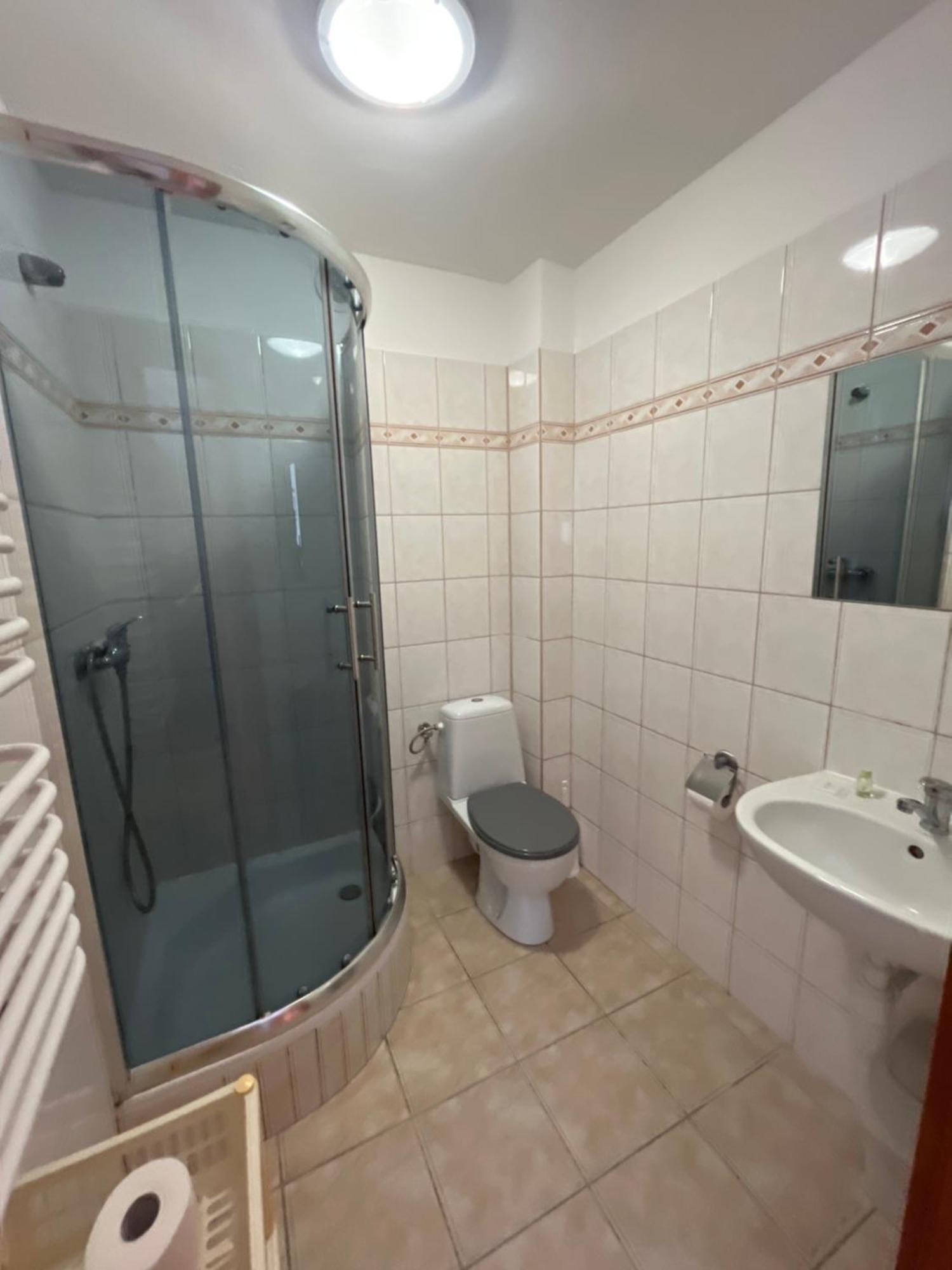 Hotel Dom Muszelka Krynica Morska Esterno foto